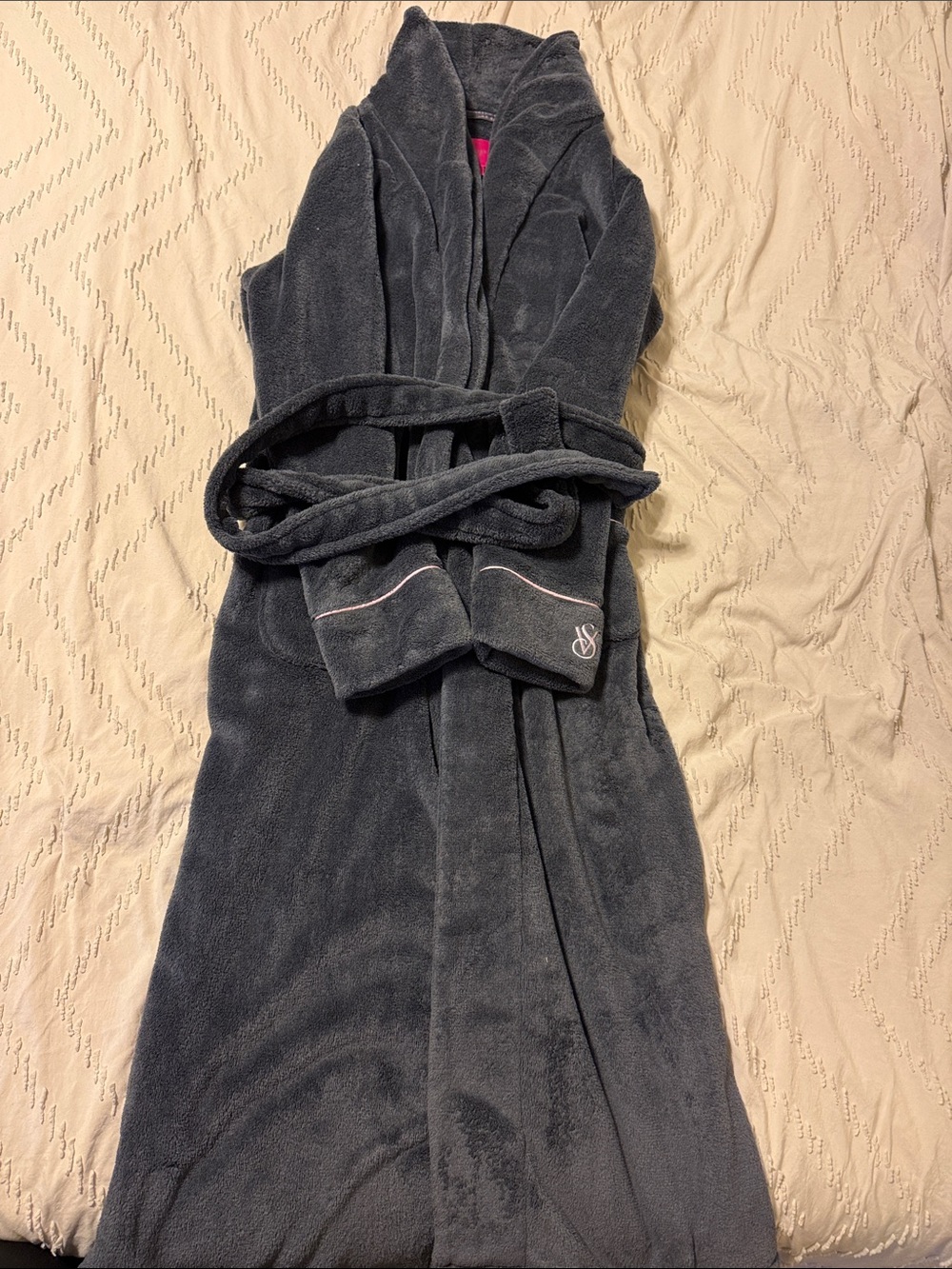 Victoria's Secret Dark Gray Plush Robe with Pink Label